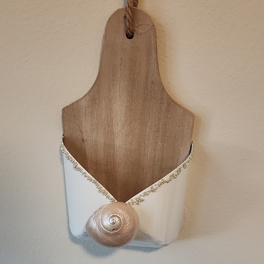 Rustic Wooden Wall Decor with Shell Accent